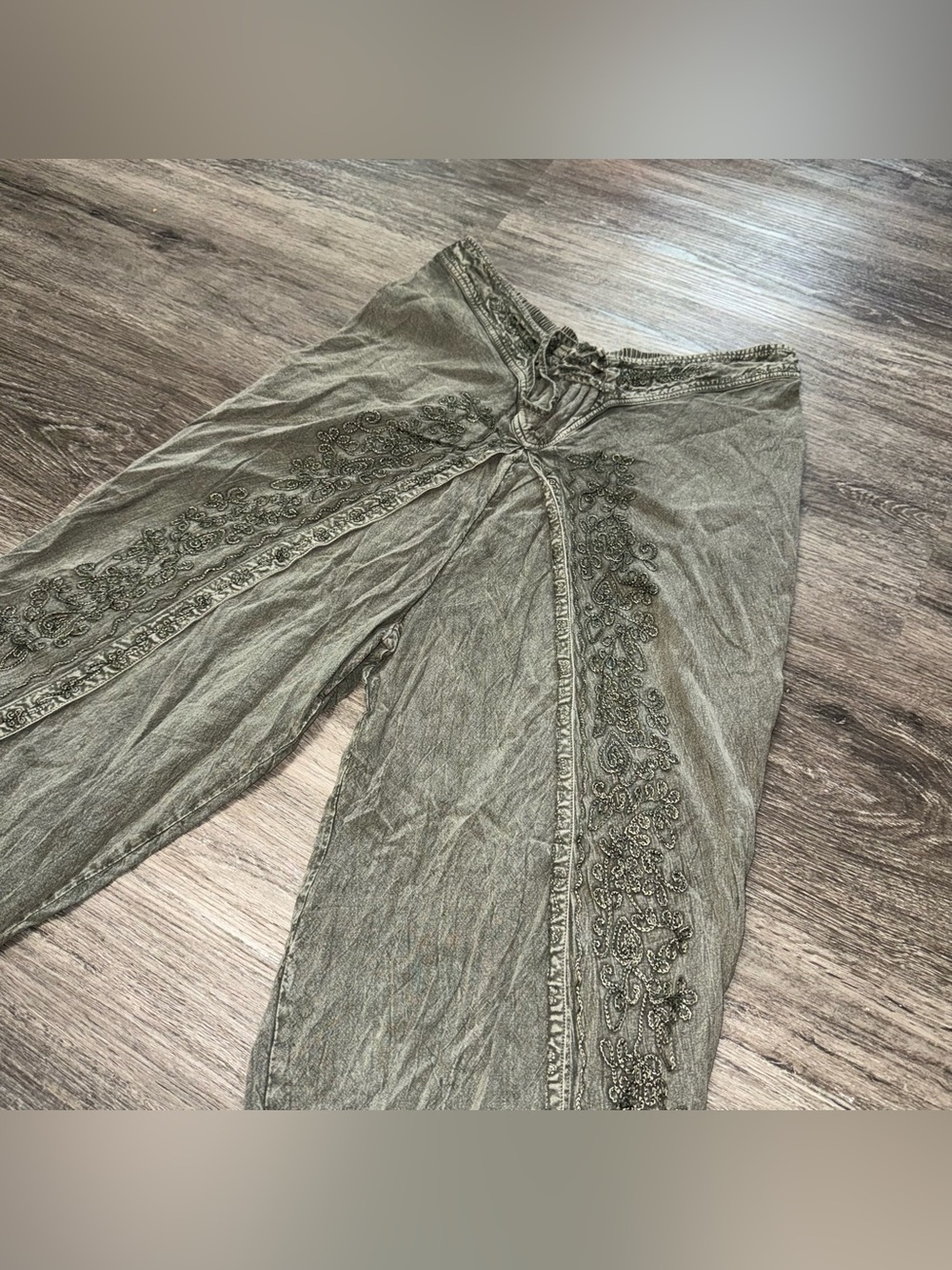 Earthbound Trading Co Embroidered Split Leg Harem Pants Olive Green Large Boho - Picture 3 of 10